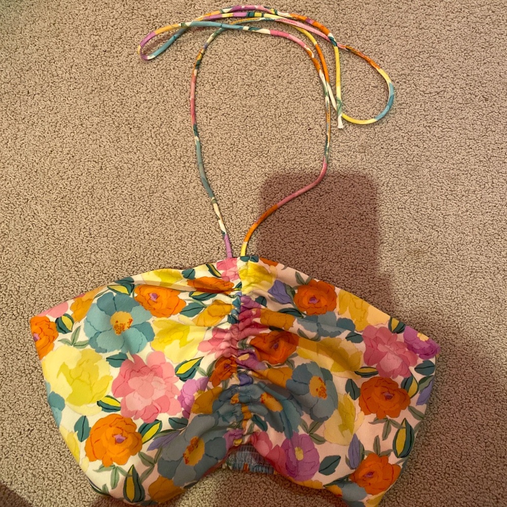 Zara floral crop top